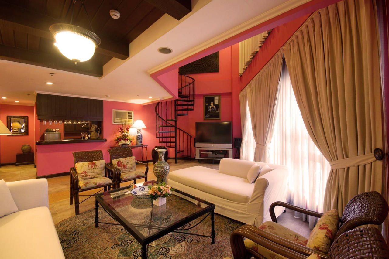 Royal Bellagio Hotel Makati City Екстериор снимка