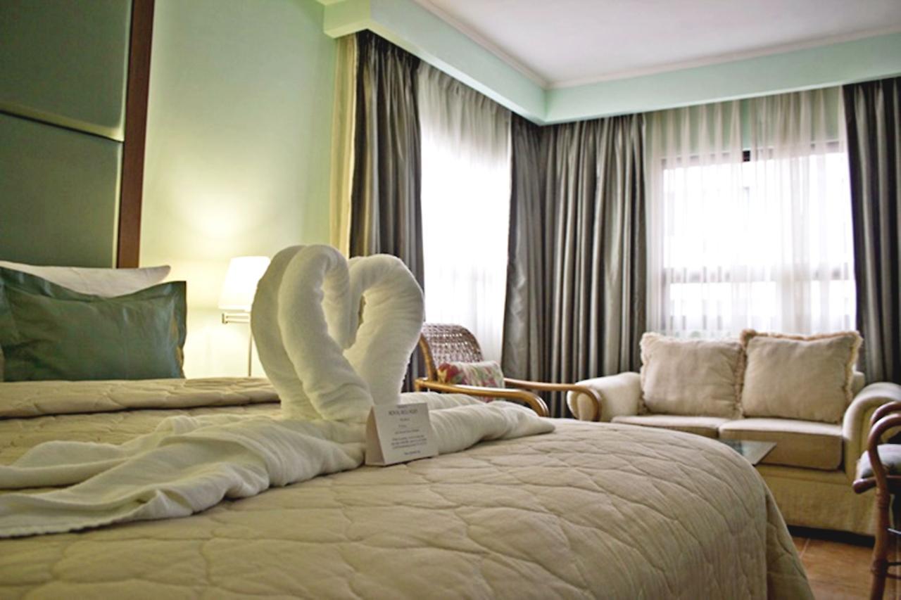 Royal Bellagio Hotel Makati City Екстериор снимка