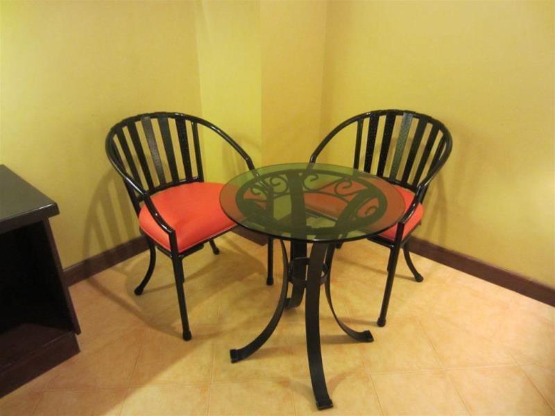 Royal Bellagio Hotel Makati City Екстериор снимка